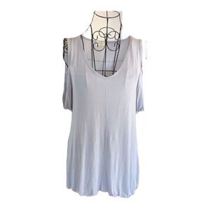 Ginger G Cold shoulder short sleeve top size M